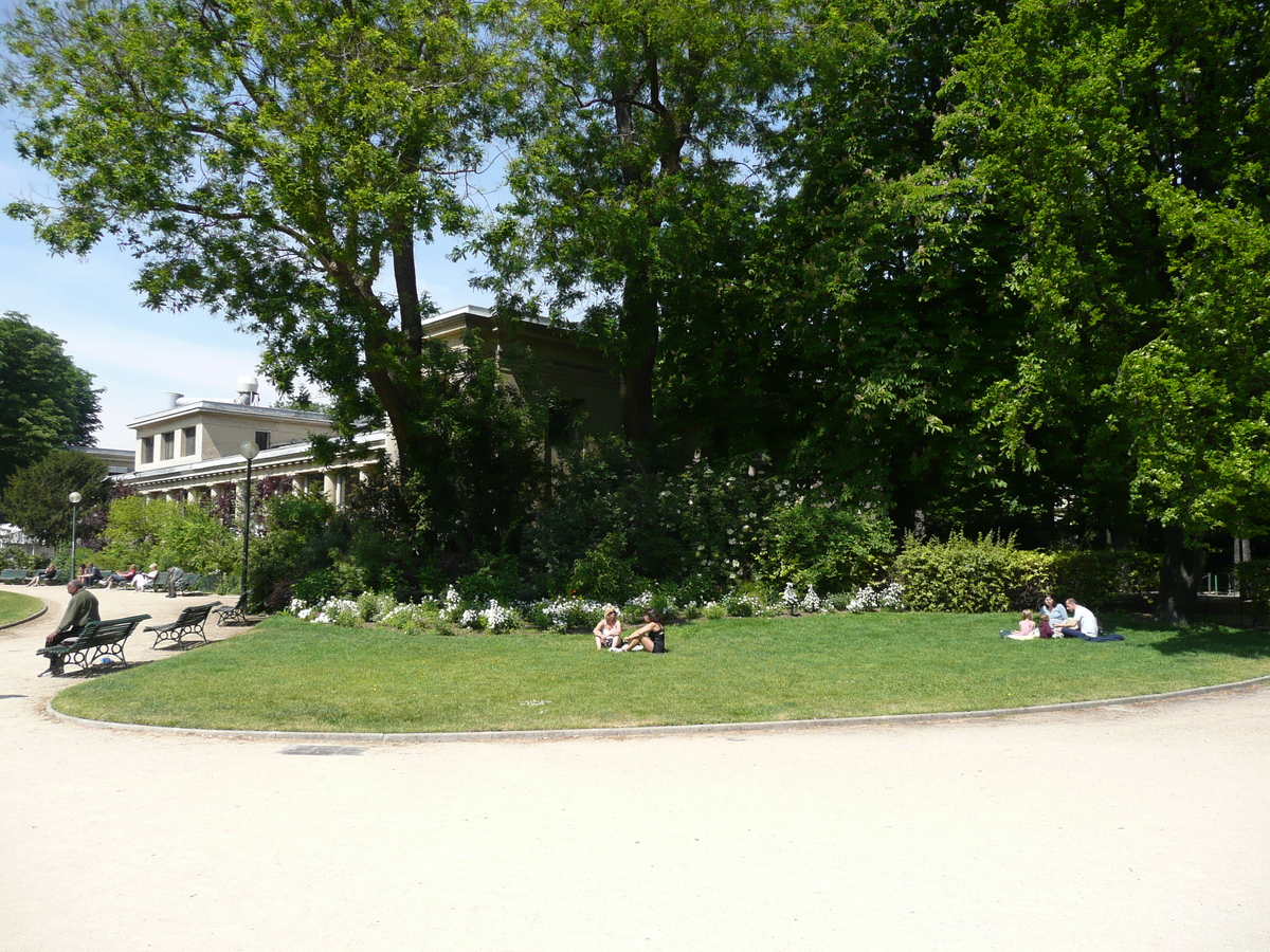 Picture France Paris Champs Elysees 2007-05 12 - Saving Champs Elysees