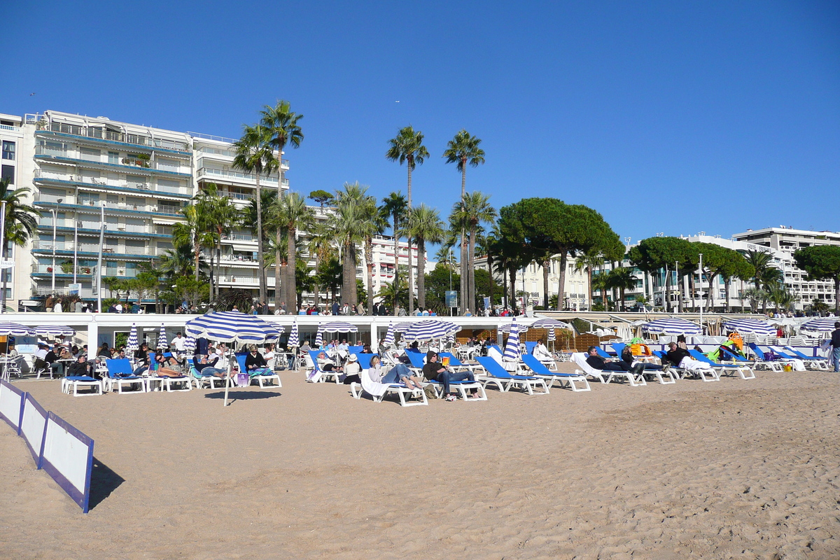 Picture France Cannes Croisette 2007-10 49 - Transport Croisette