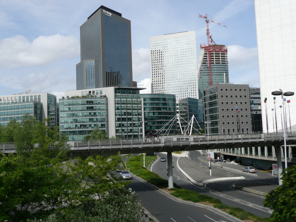 Picture France Paris La Defense 2007-05 24 - Hotel Pools La Defense