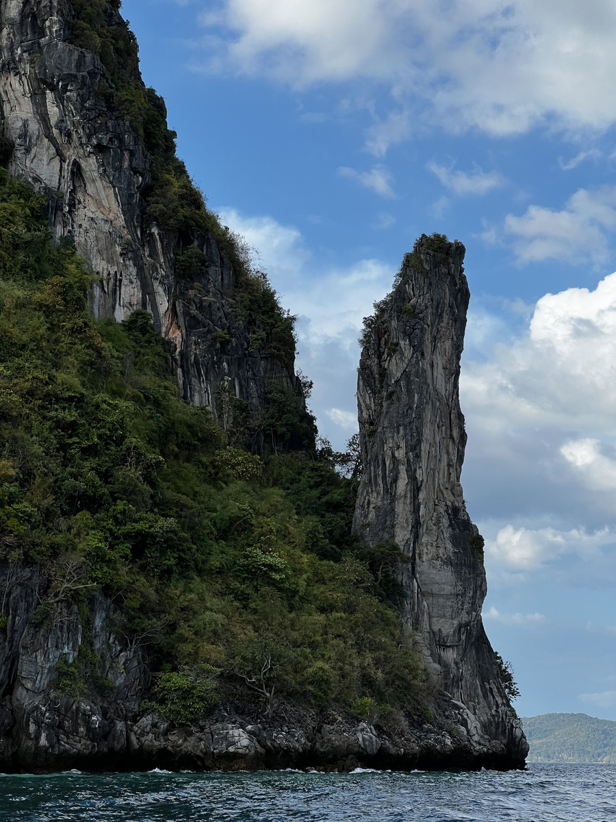 Picture Thailand Ko Phi Phi Ley 2021-12 138 - Waterfall Ko Phi Phi Ley