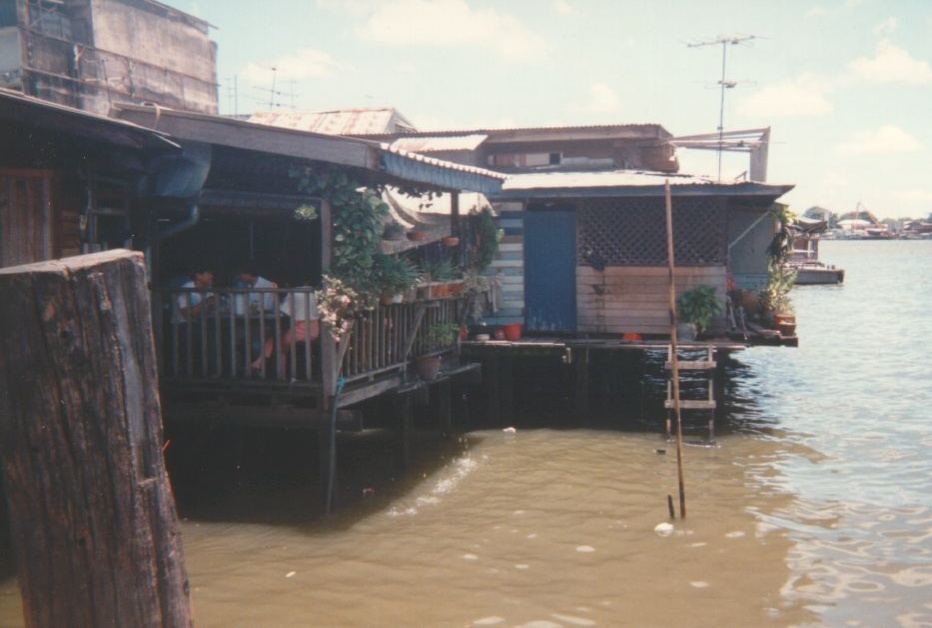 Picture Thailand Bangkok 1989-04 14 - Monument Bangkok