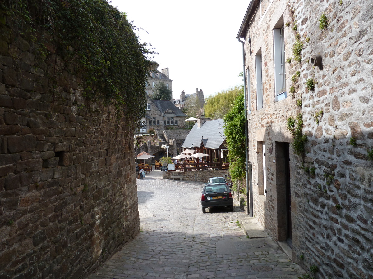 Picture France Dinan Dinan city walls 2010-04 25 - Shopping Dinan city walls