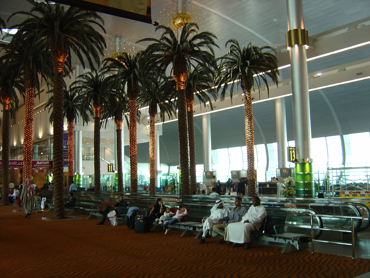 Picture United Arab Emirates Dubai Airport 2005-03 7 - Street Airport