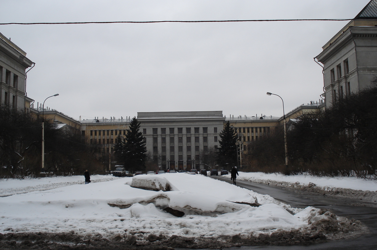 Picture Russia Moscow Moscow State University 2006-03 13 - Streets Moscow State University