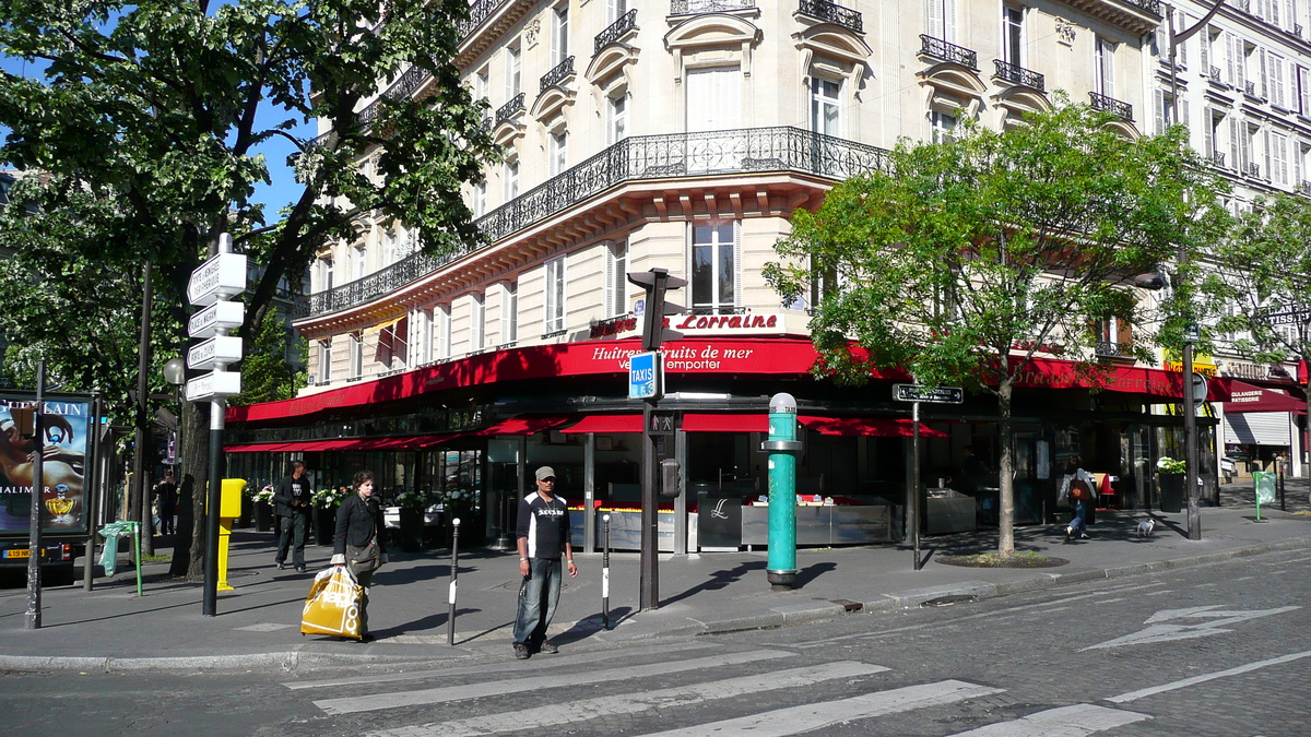 Picture France Paris Place des Ternes 2007-05 17 - Rentals Place des Ternes