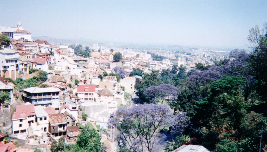 Picture Madagascar Antananarivo 1999-10 2 - Street Antananarivo