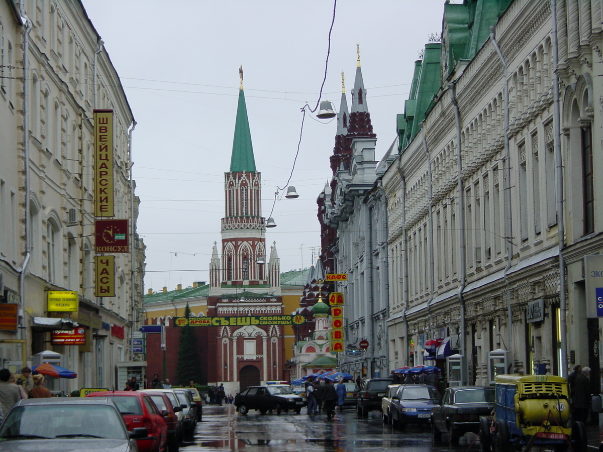 Picture Russia Moscow 2001-09 37 - Walking Street Moscow