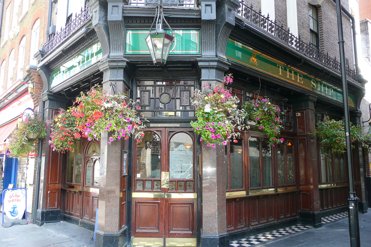 Picture United Kingdom London Wardour Street 2007-09 10 - Spring Wardour Street