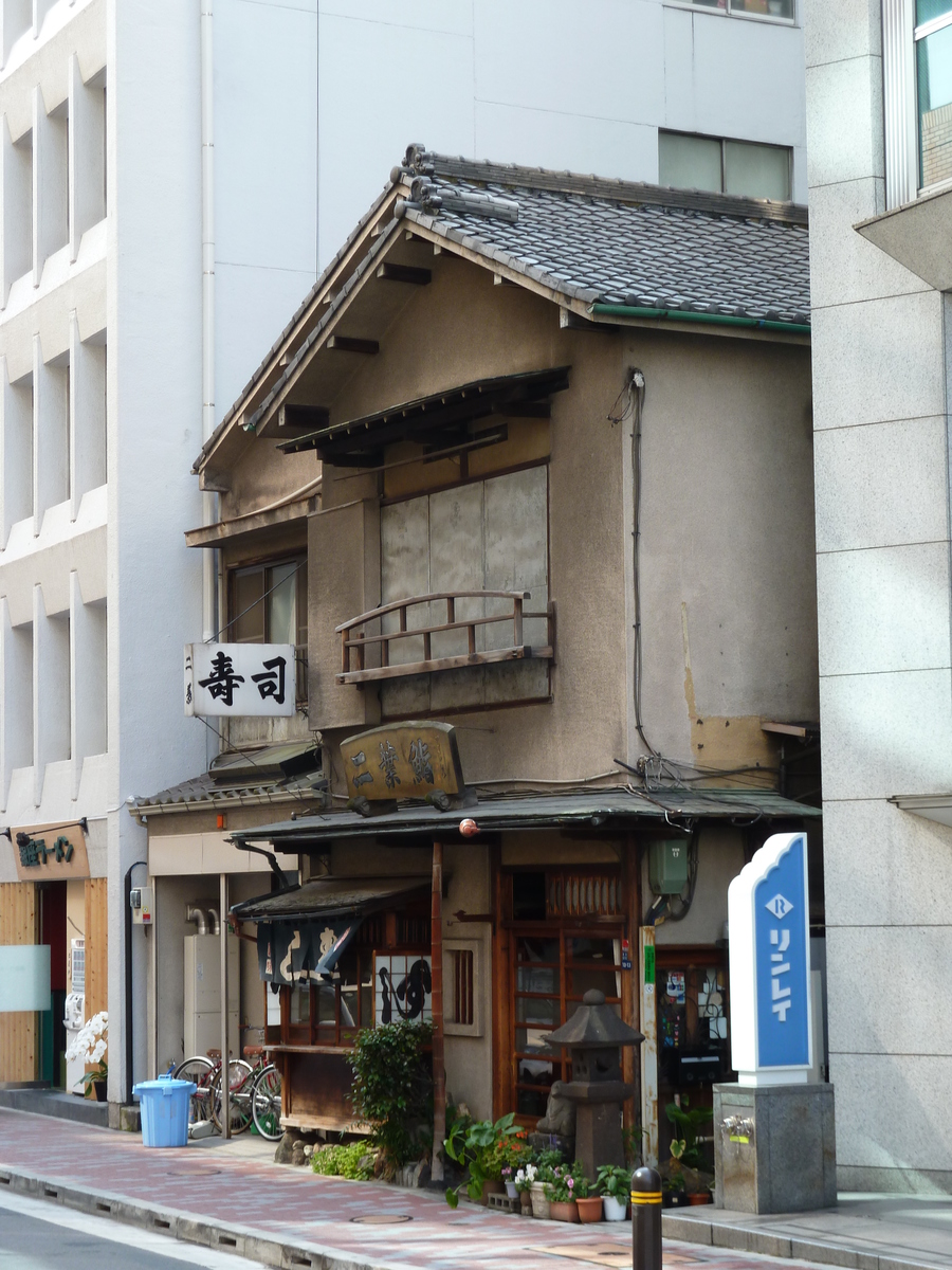 Picture Japan Tokyo Ginza 2010-06 53 - Restaurant Ginza