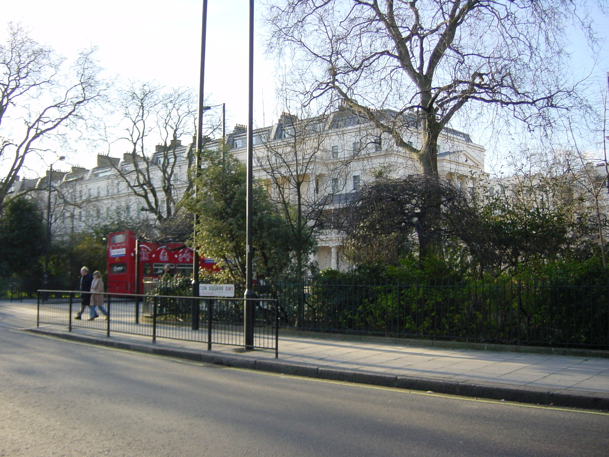 Picture United Kingdom London 2002-02 20 - Street London