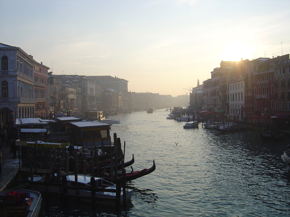 Picture Italy Venice 2005-03 260 - City Sights Venice