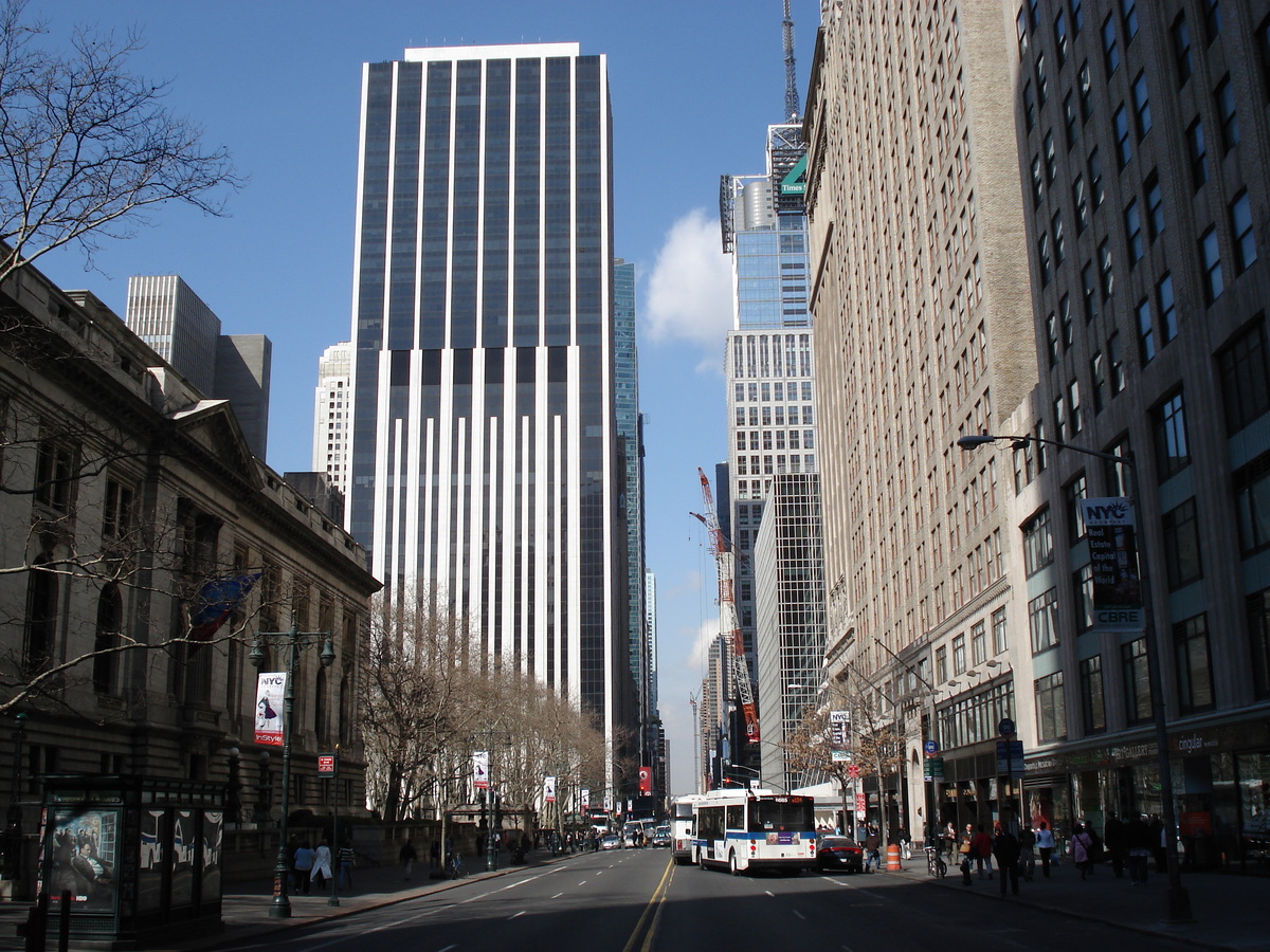 Picture United States New York down the 5th Avenue 2006-03 7 - Rooms down the 5th Avenue