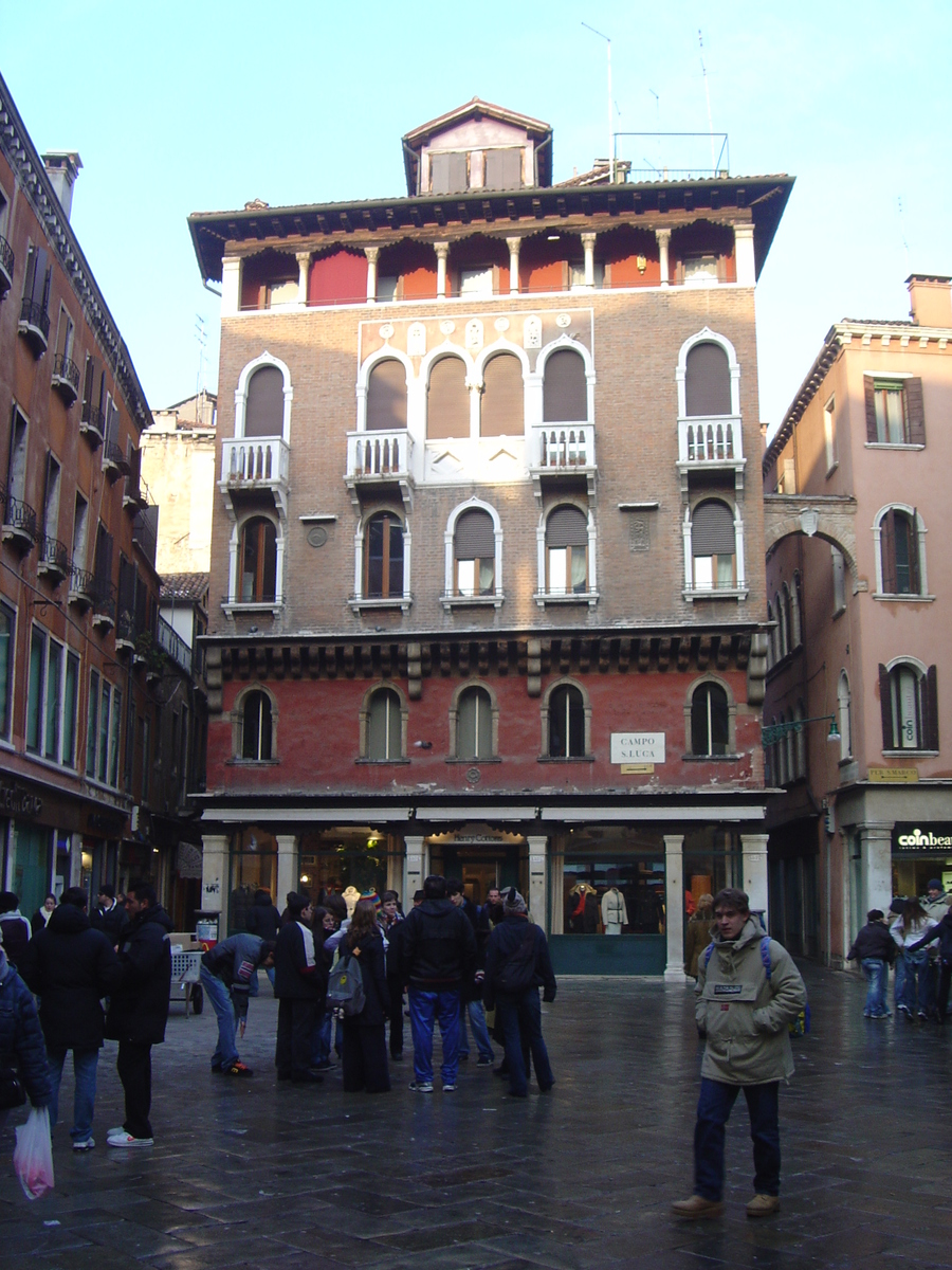 Picture Italy Venice 2005-03 60 - Hotels Venice