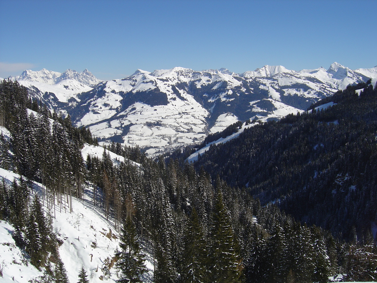 Picture Austria Kitzbuhel Ski 2005-03 71 - Waterfalls Ski