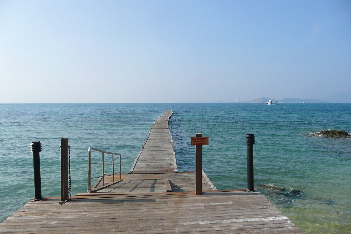 Picture Thailand Ko Samet Le Vimarn Cottage and Spa 2009-01 3 - Sunrise Le Vimarn Cottage and Spa