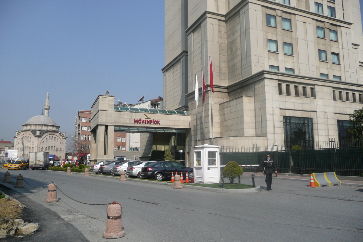 Picture Turkey Istanbul Movenpick Istanbul Hotel 2009-04 29 - Price Movenpick Istanbul Hotel