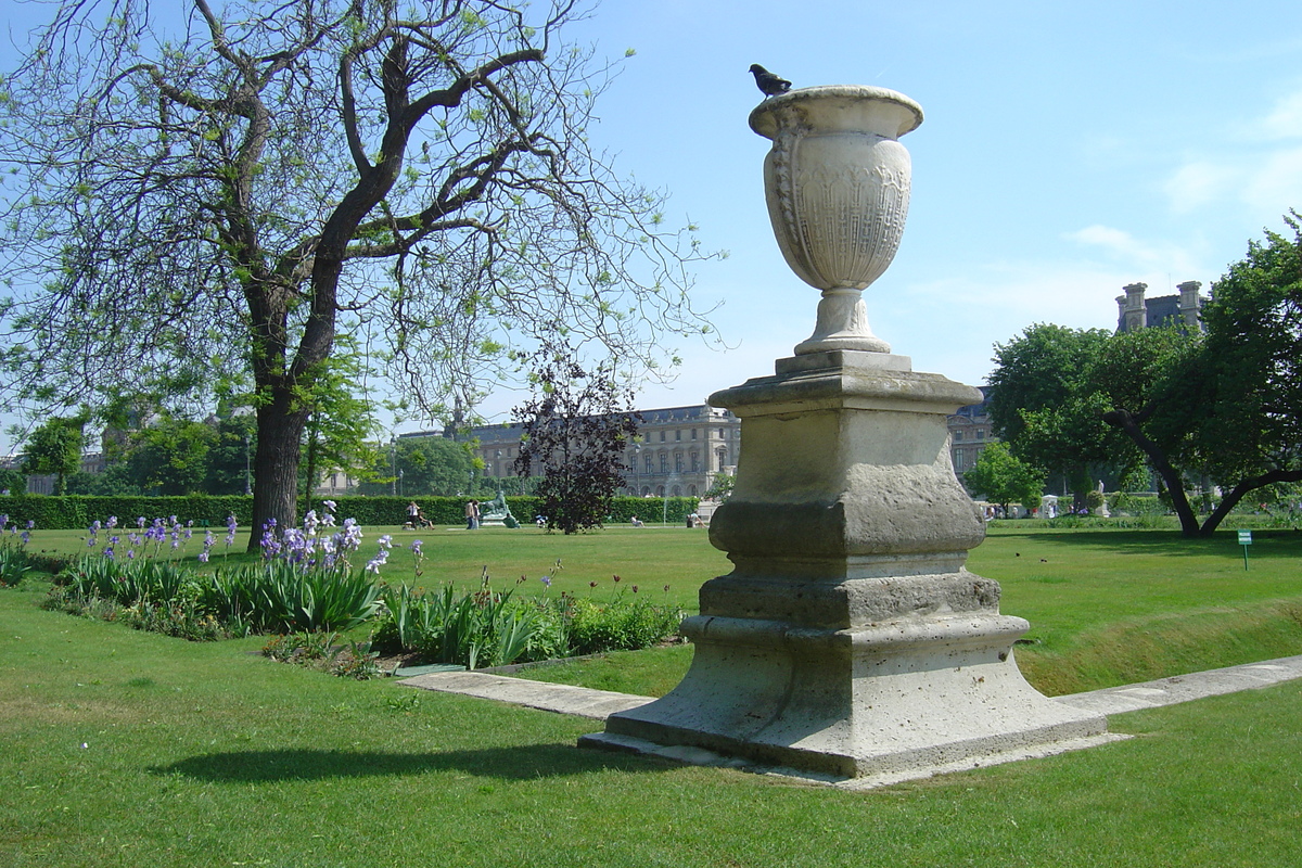 Picture France Paris Garden of Tuileries 2007-05 58 - City Sights Garden of Tuileries