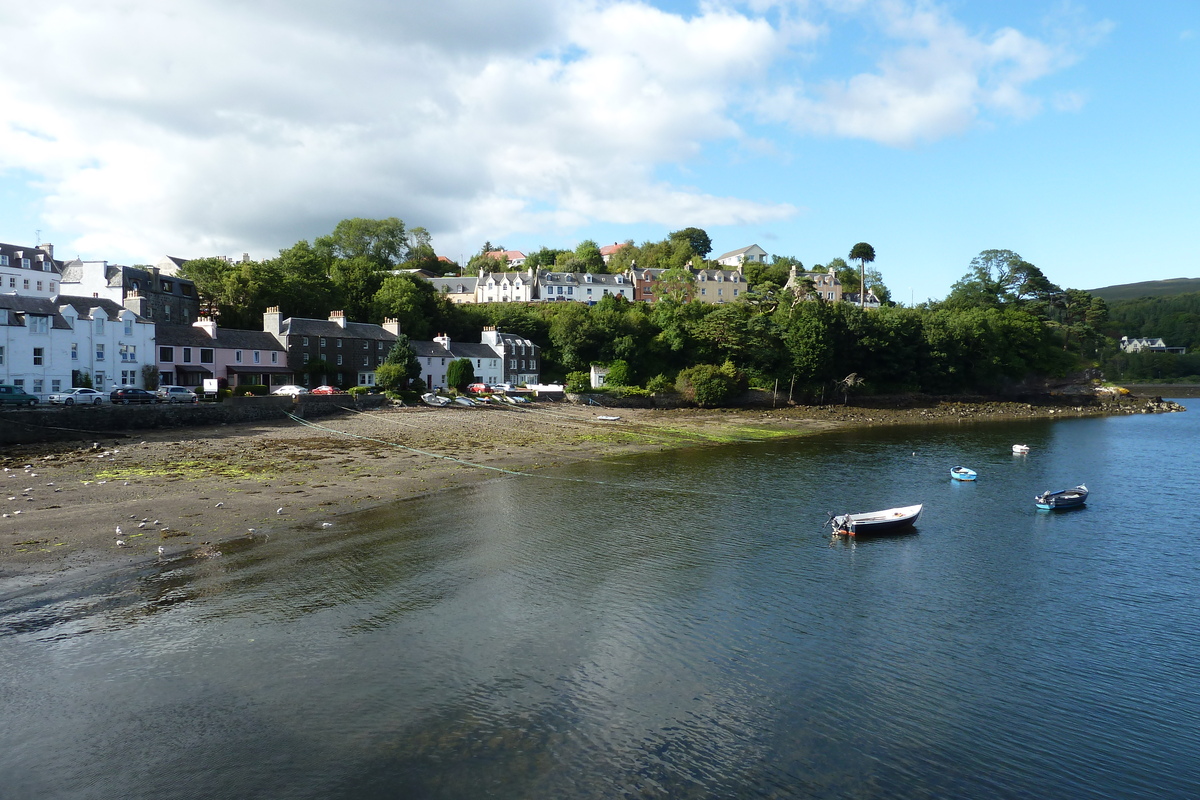 Picture United Kingdom Skye Portree 2011-07 17 - Price Portree