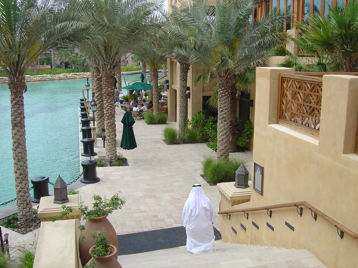 Picture United Arab Emirates Dubai Medina Jumeirah 2005-03 24 - Waterfall Medina Jumeirah