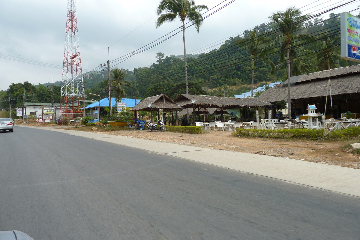 Picture Thailand Ko Chang Island road 2011-02 73 - Hotel Pool Island road