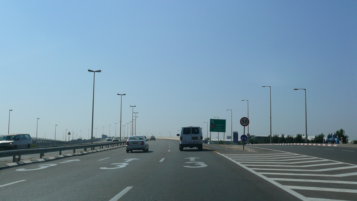 Picture Israel Tel Aviv to Ben Gurion Airport 2007-06 64 - Land Tel Aviv to Ben Gurion Airport