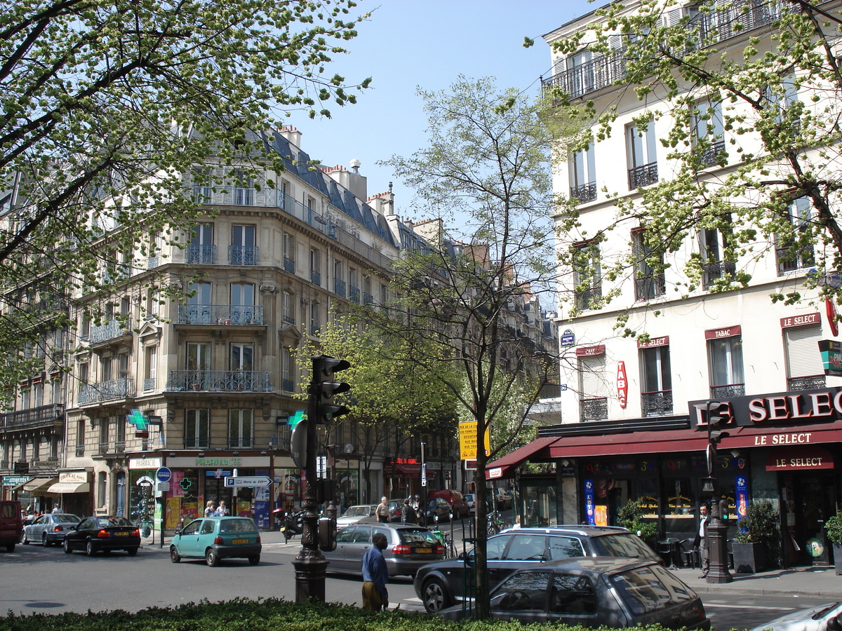 Picture France Paris 9th Arrondissement 2006-04 27 - Summer 9th Arrondissement