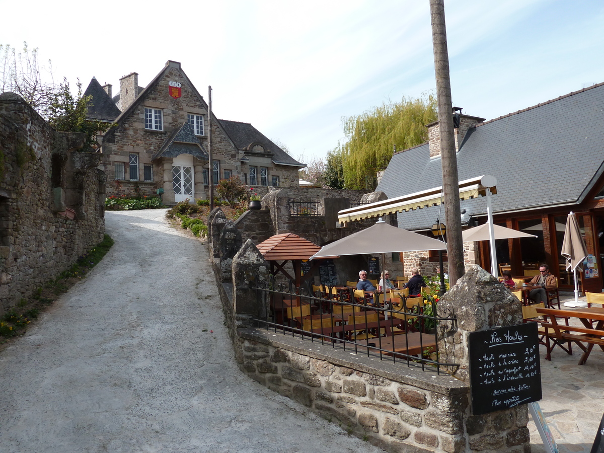 Picture France Dinan 2010-04 151 - Accomodation Dinan