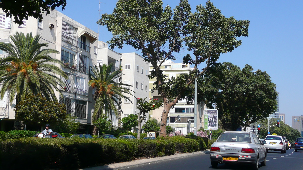 Picture Israel Tel Aviv Jabotinsky Street 2007-06 15 - Accomodation Jabotinsky Street