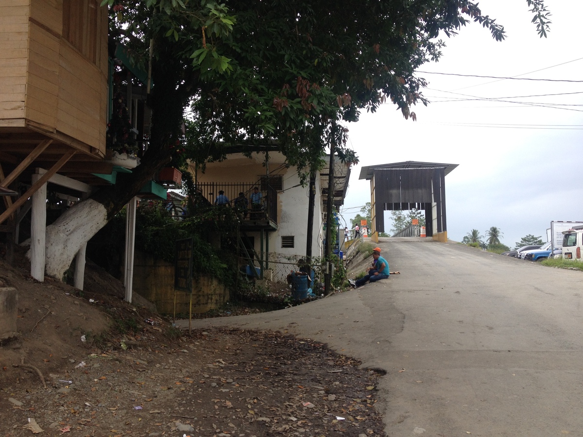 Picture Costa Rica Caraibean Border 2015-03 2 - Night Caraibean Border