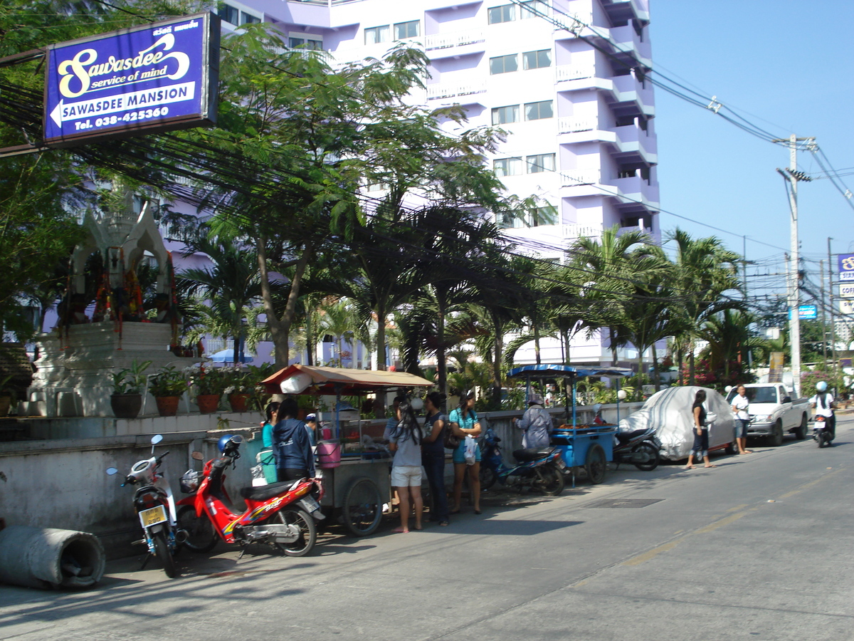 Picture Thailand Pattaya Soi Boakhao 2008-01 22 - Monument Soi Boakhao