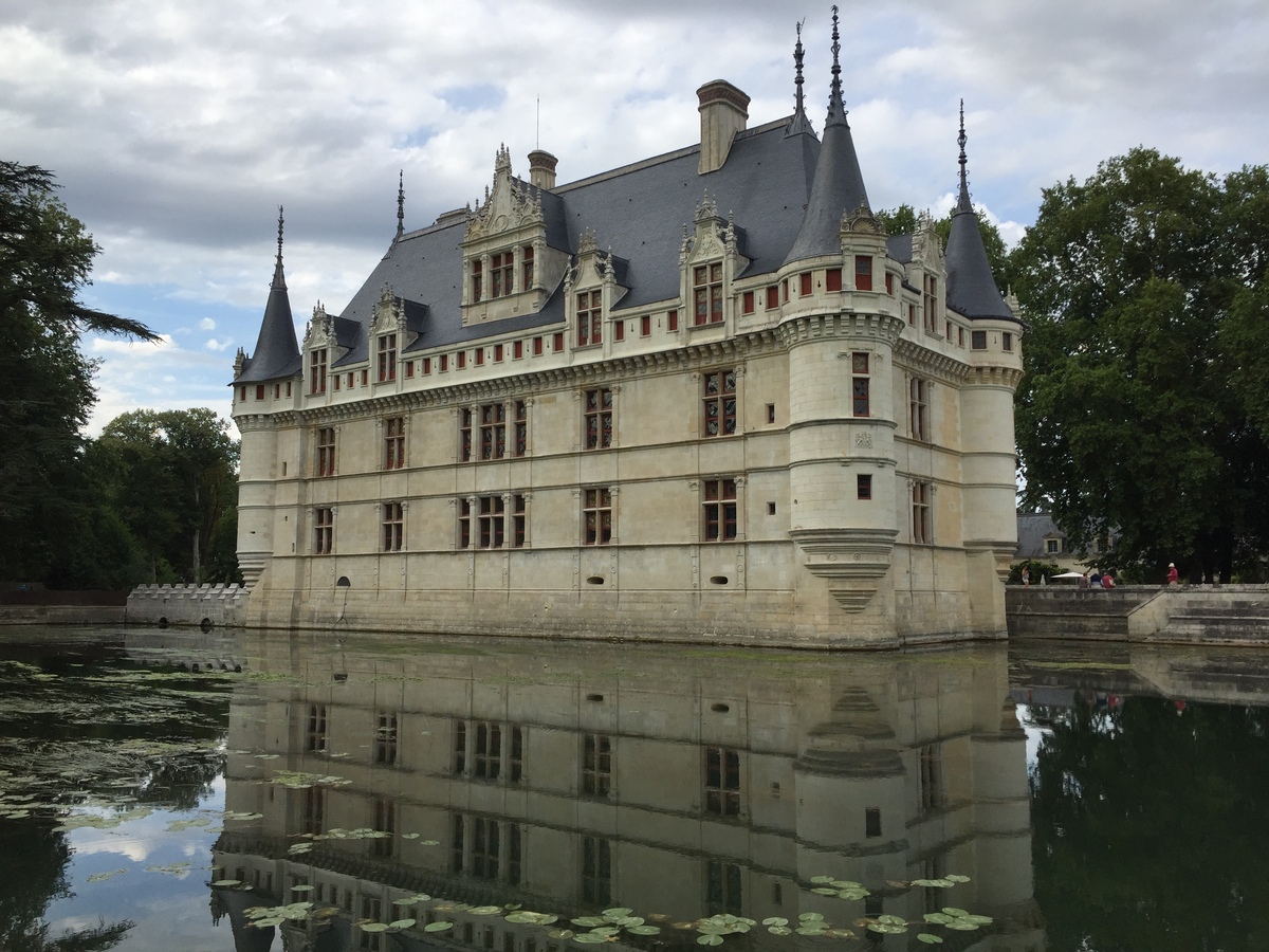 Picture France Azay-le-Rideau Castle 2017-08 22 - Monument Azay-le-Rideau Castle