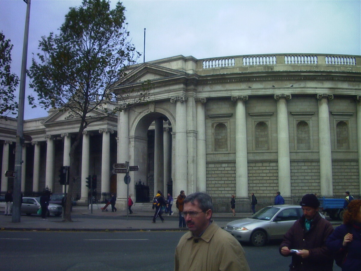 Picture Ireland Dublin 2000-11 16 - Monuments Dublin