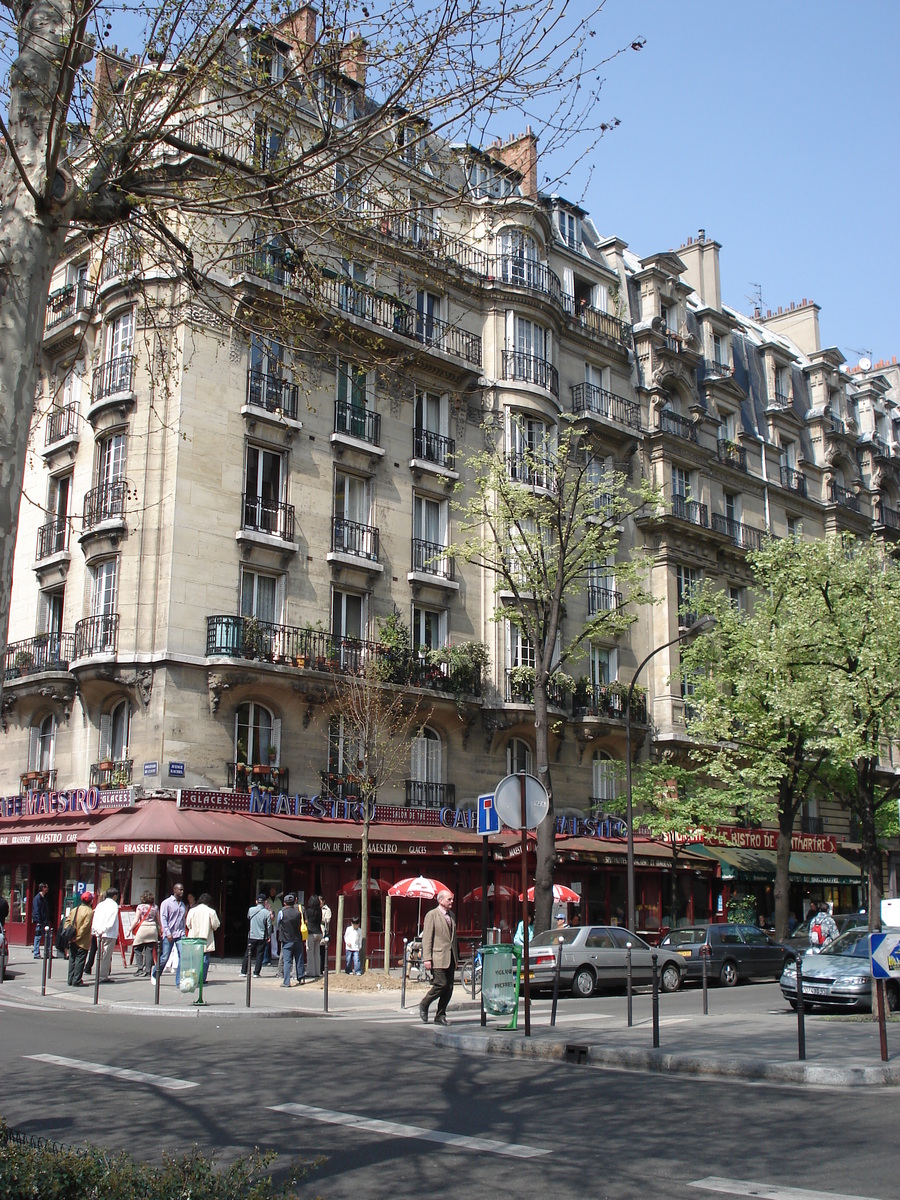 Picture France Paris 9th Arrondissement 2006-04 13 - Restaurant 9th Arrondissement