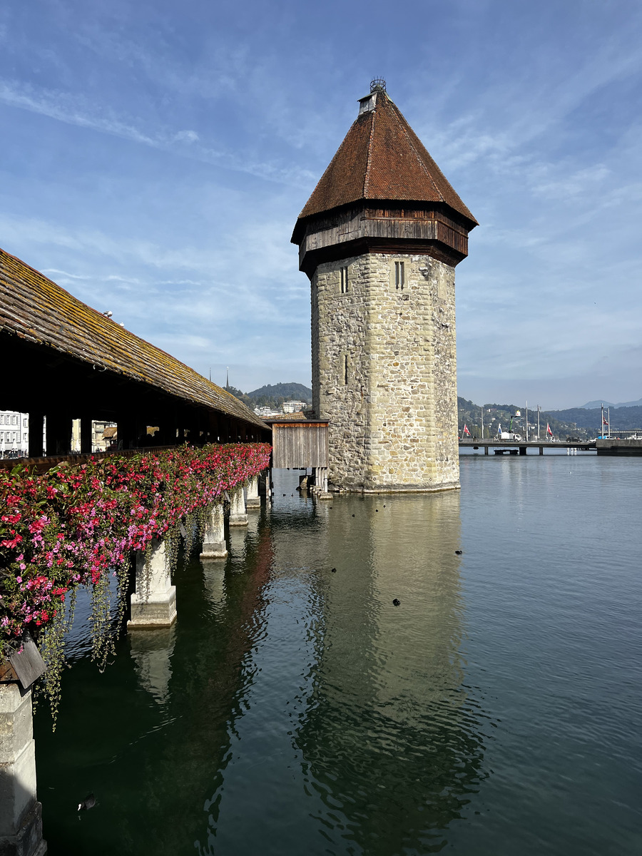 Picture Swiss Luzern 2023-10 37 - City View Luzern