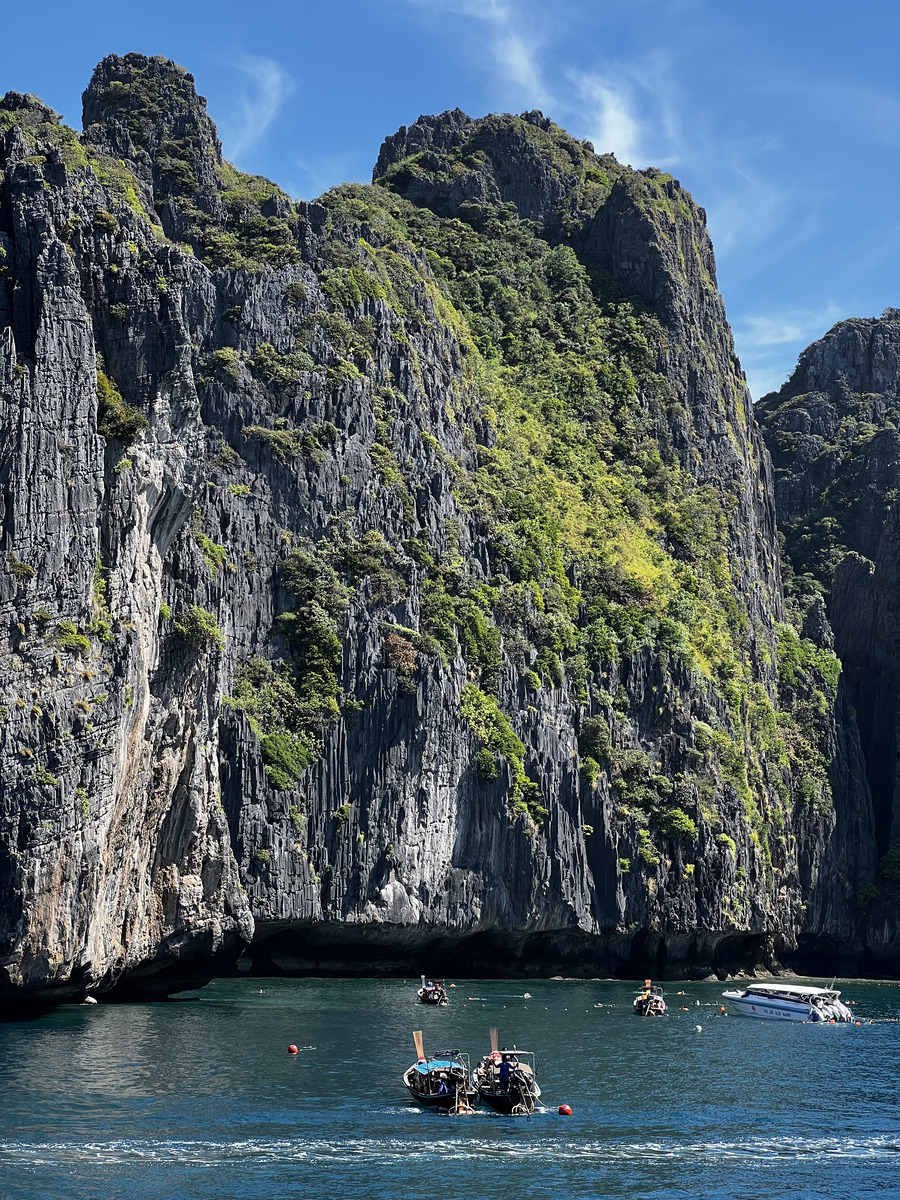 Picture Thailand Phuket to Ko Phi Phi Ferry 2021-12 11 - Rooms Phuket to Ko Phi Phi Ferry