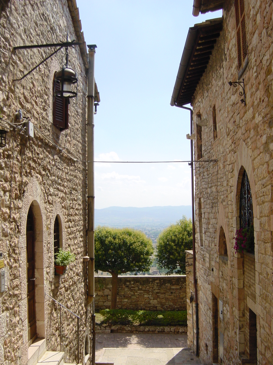 Picture Italy Assisi 2002-07 44 - Hotels Assisi