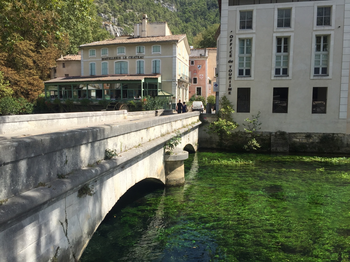 Picture France Fontaine-de-Vaucluse 2017-08 27 - Price Fontaine-de-Vaucluse