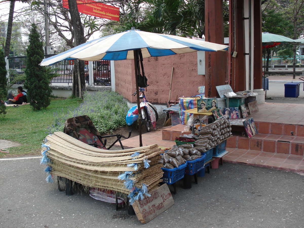 Picture Thailand Chiang Mai Inside Canal Buak Had Park 2006-04 24 - Transport Buak Had Park