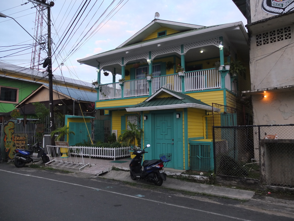 Picture Panama Bocas del toro 2015-03 8 - Streets Bocas del toro