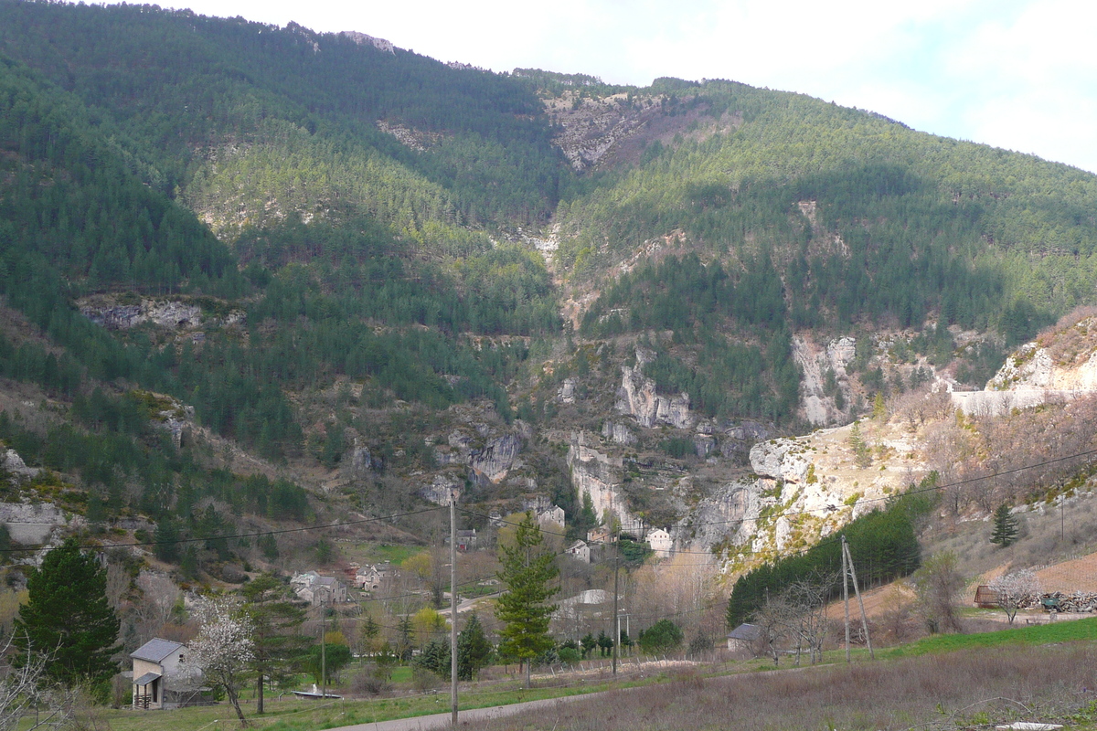 Picture France Tarn river 2008-04 30 - Saving Tarn river