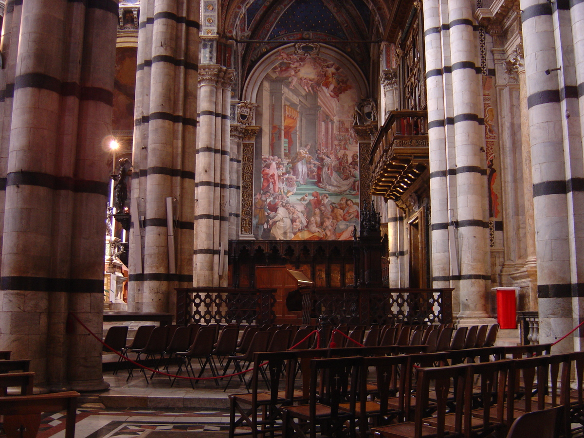 Picture Italy Siena 2004-03 17 - Rain Season Siena