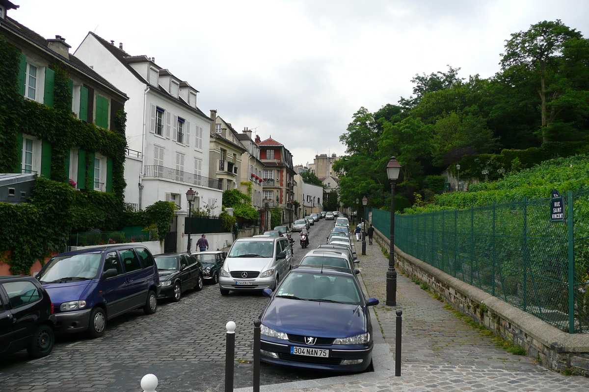 Picture France Paris Montmartre 2007-06 28 - Summer Montmartre