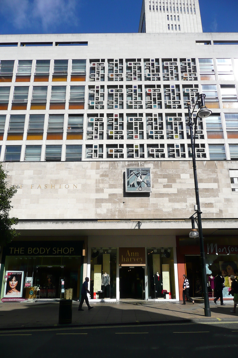 Picture United Kingdom London Oxford Street 2007-09 4 - Waterfall Oxford Street