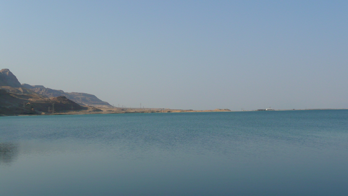 Picture Israel Dead Sea 2007-06 8 - Hotel Pool Dead Sea