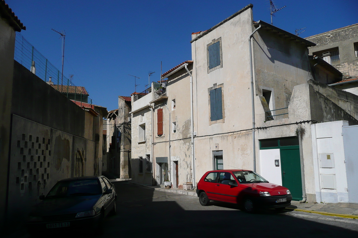 Picture France Tarascon 2008-04 13 - Street Tarascon