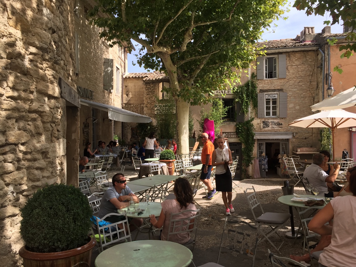 Picture France Gordes 2017-08 19 - Rain Season Gordes