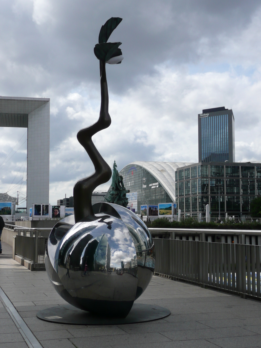 Picture France Paris La Defense 2007-05 136 - Restaurant La Defense