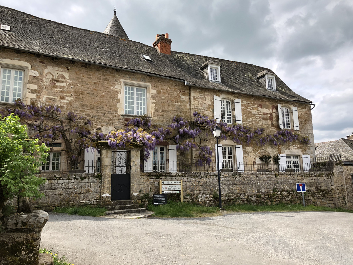 Picture France Turenne 2018-04 113 - Savings Turenne