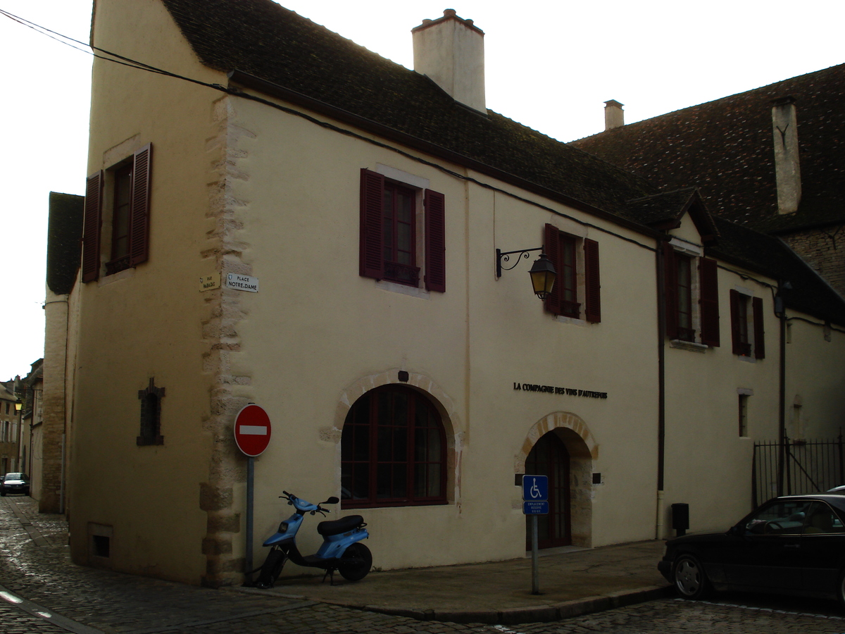 Picture France Beaune 2007-01 87 - Resort Beaune