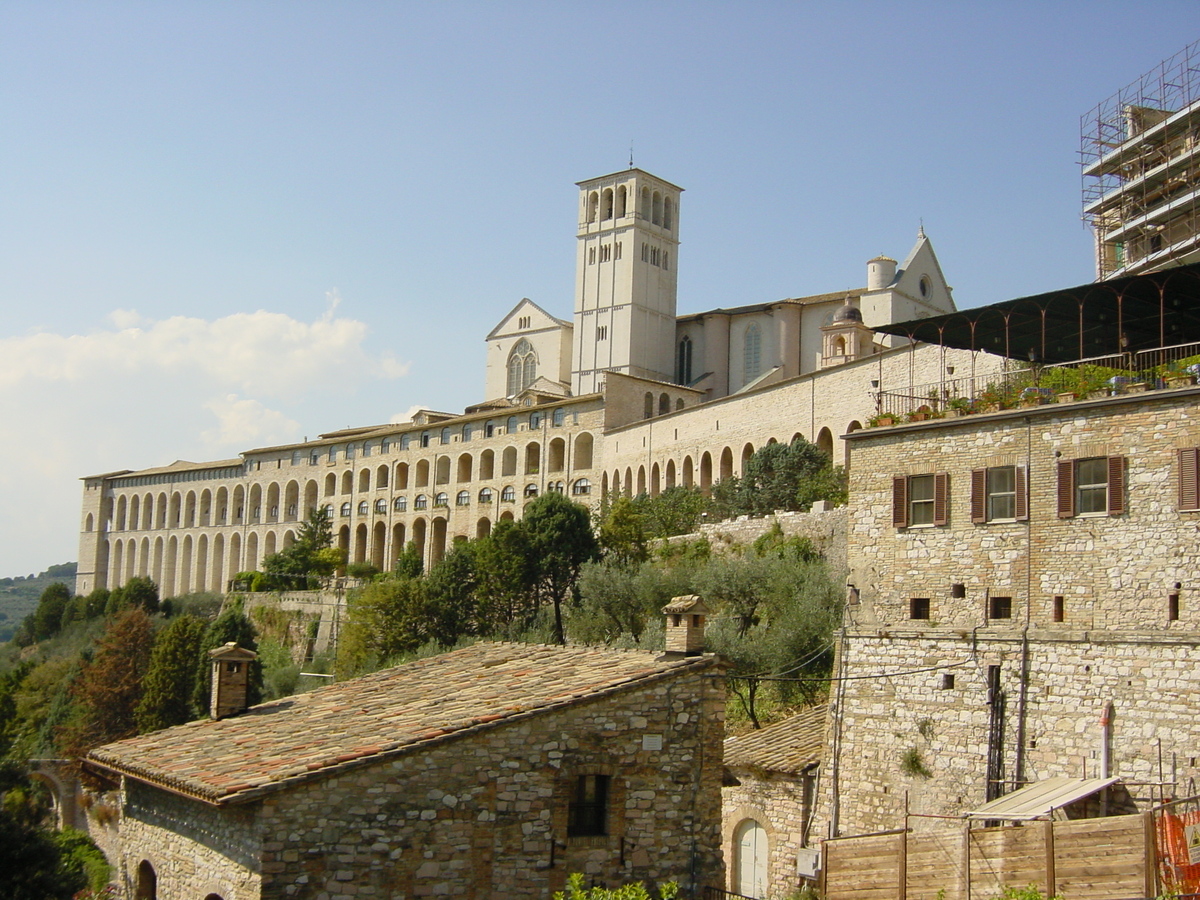 Picture Italy Assisi 2002-07 3 - Monument Assisi